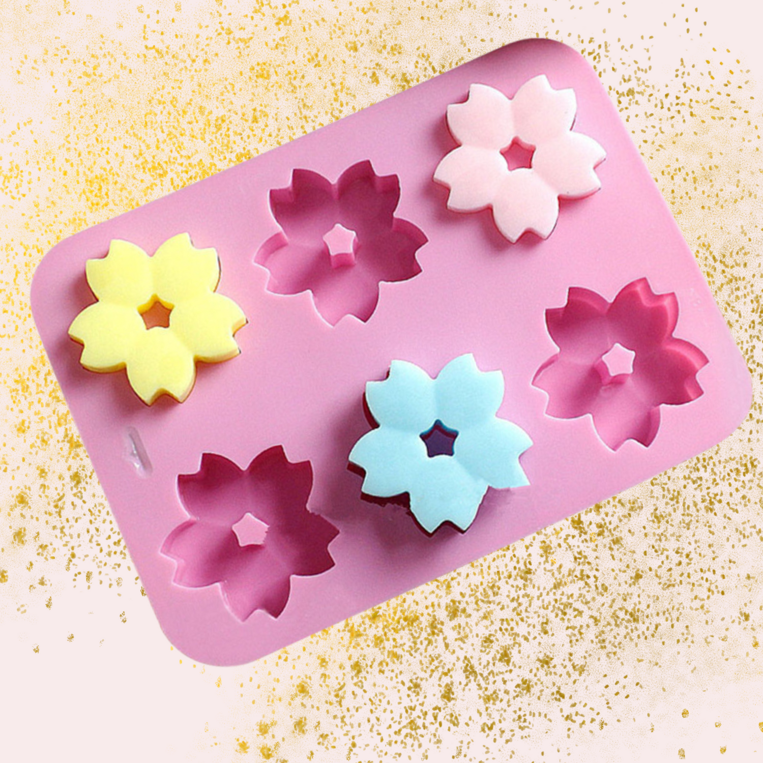 Molds / Moulds